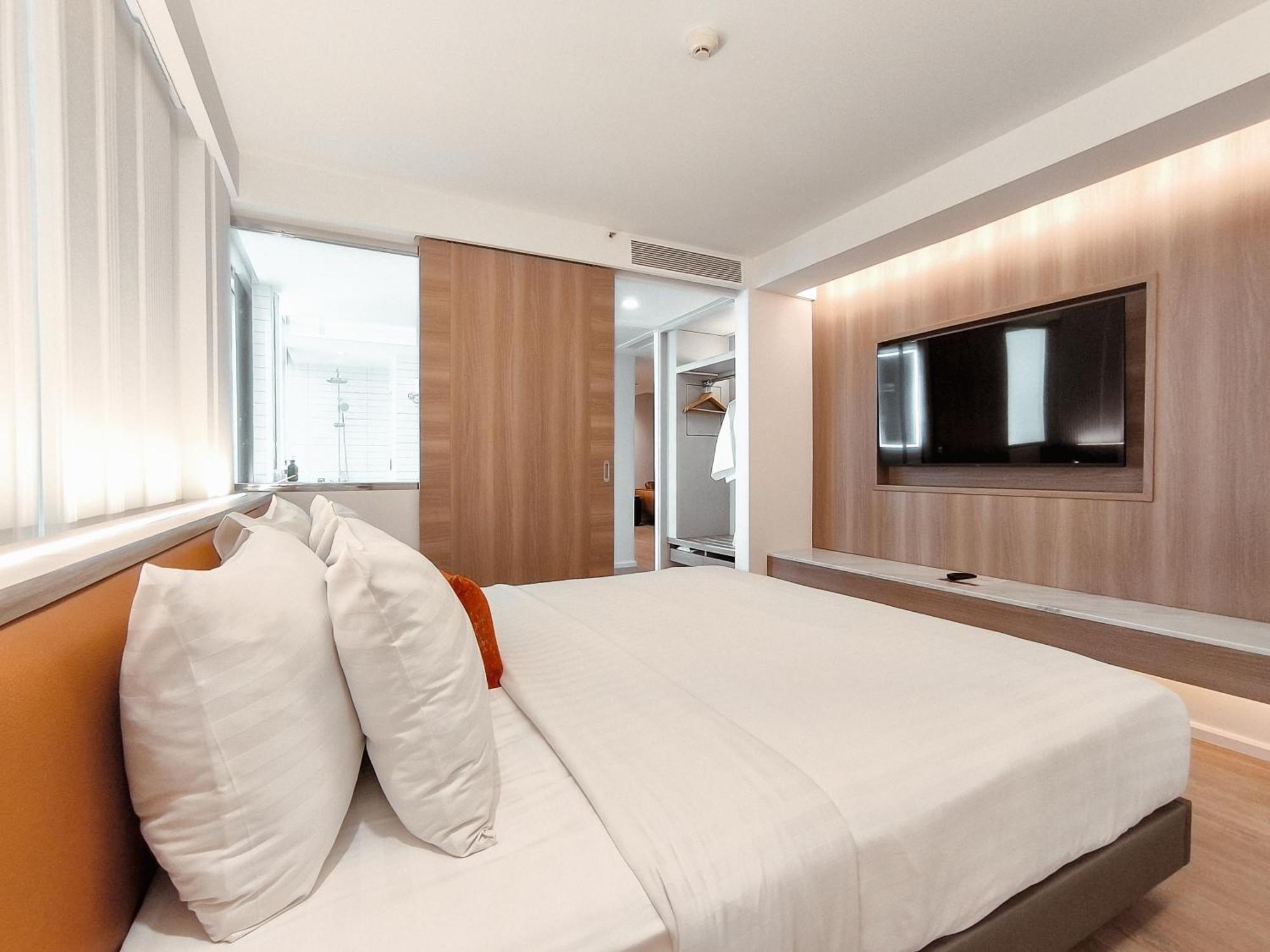 Citrus Sukhumvit 13 Nana Bangkok By Compass Hospitality - Newly Renovated Hotel Екстериор снимка
